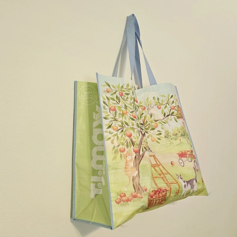 Apple Picking Cat Cats Orchard Ladder Basket Wagon Gift Tote Bag New T.J. TJMaxx